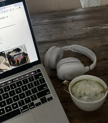 How to Easily Create a Custom Email Signature in Canva