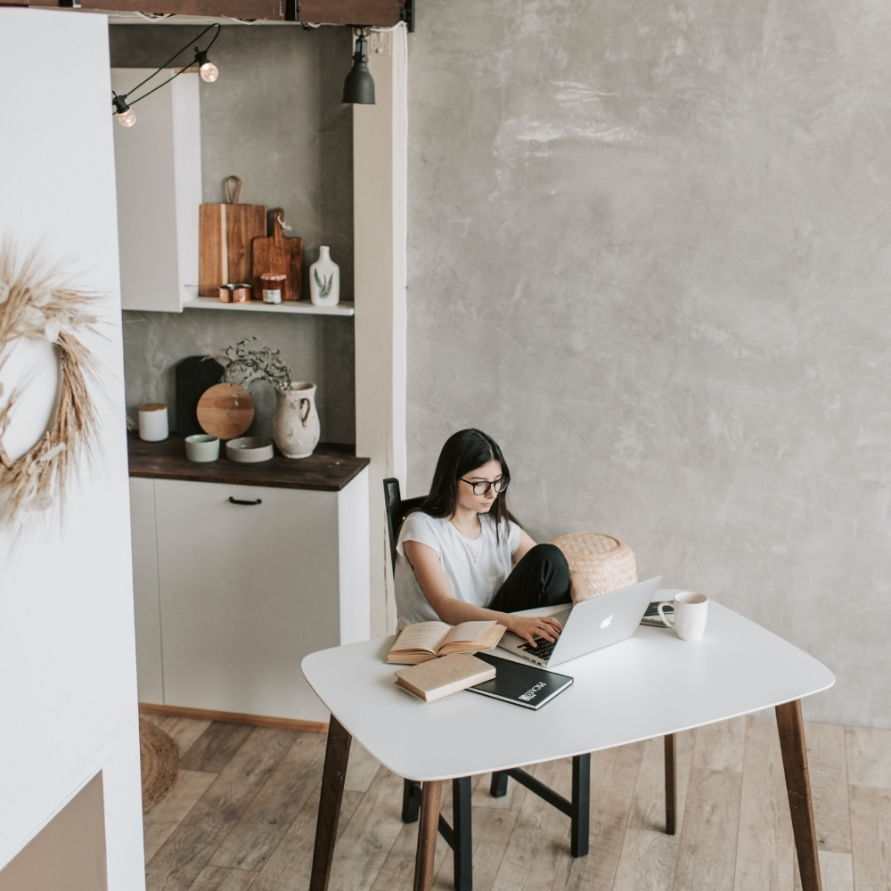 how to create the perfect logo design in canva