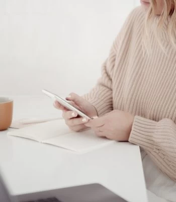 how to embed your instagram feed in squarespace