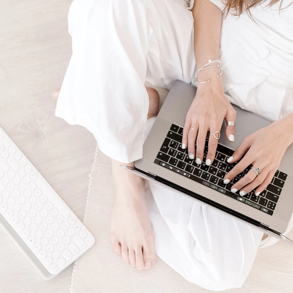 how to upload custom fonts in squarespace