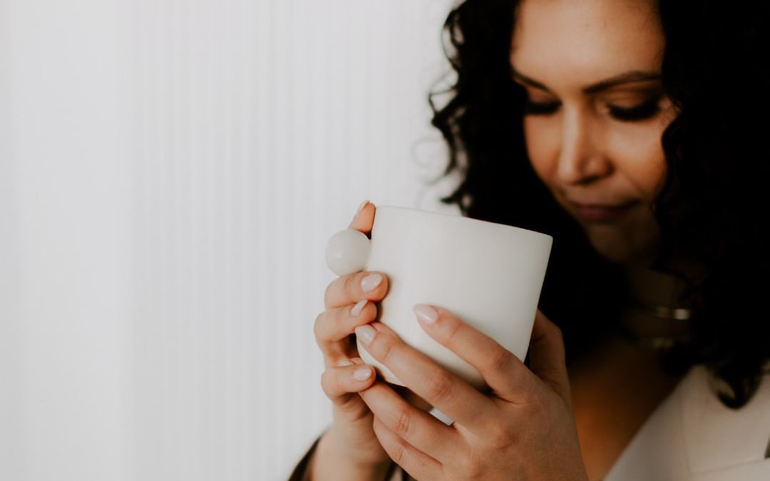 10 Content Hooks That Will Keep Your Readers Engaged and Coming Back for More