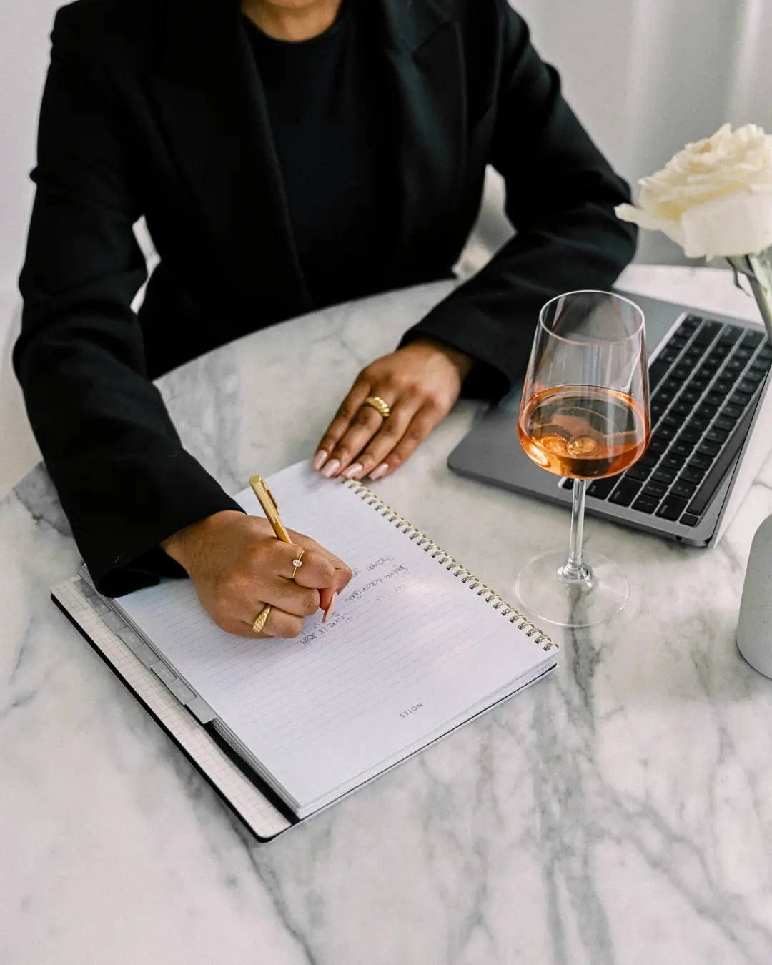 How to Write Clickable Blog Titles (A Formula That Works Every Time)